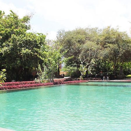 Trumbu Nusa Jimbaran  Exterior photo