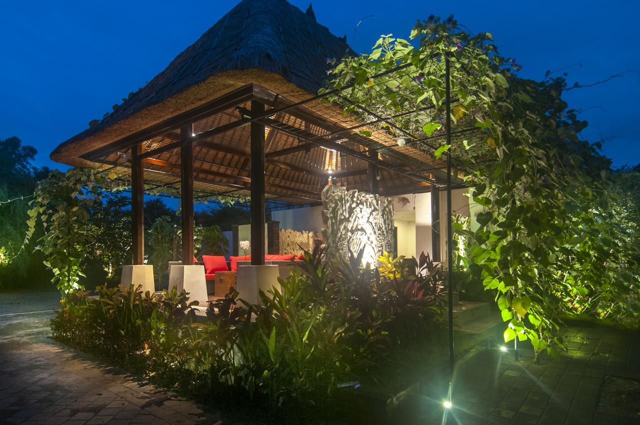 Trumbu Nusa Jimbaran  Exterior photo