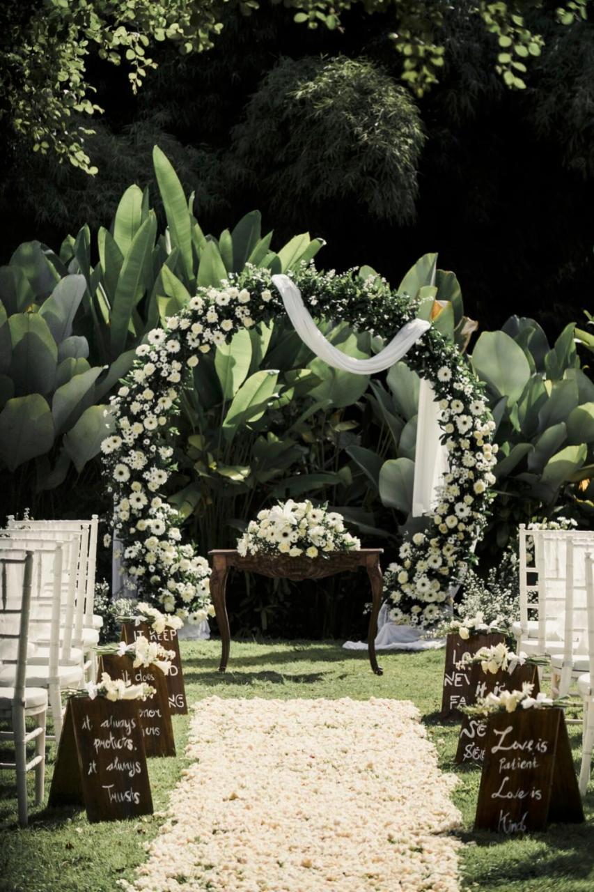 Trumbu Nusa Jimbaran  Exterior photo