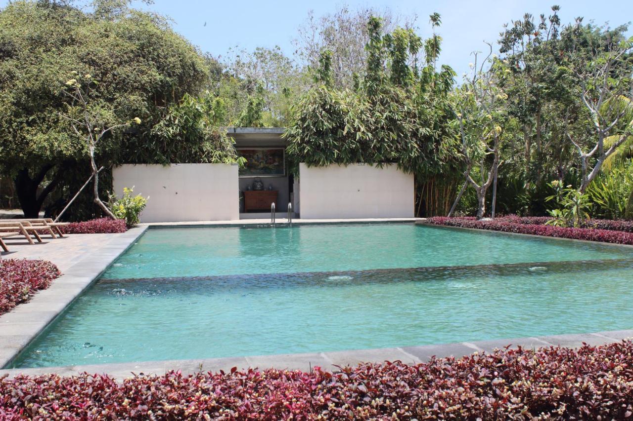 Trumbu Nusa Jimbaran  Exterior photo
