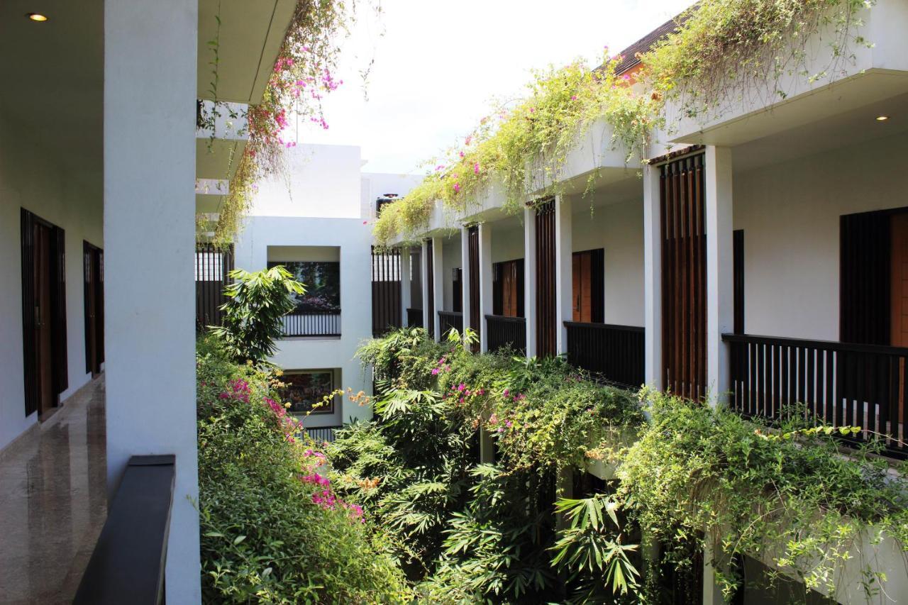 Trumbu Nusa Jimbaran  Exterior photo