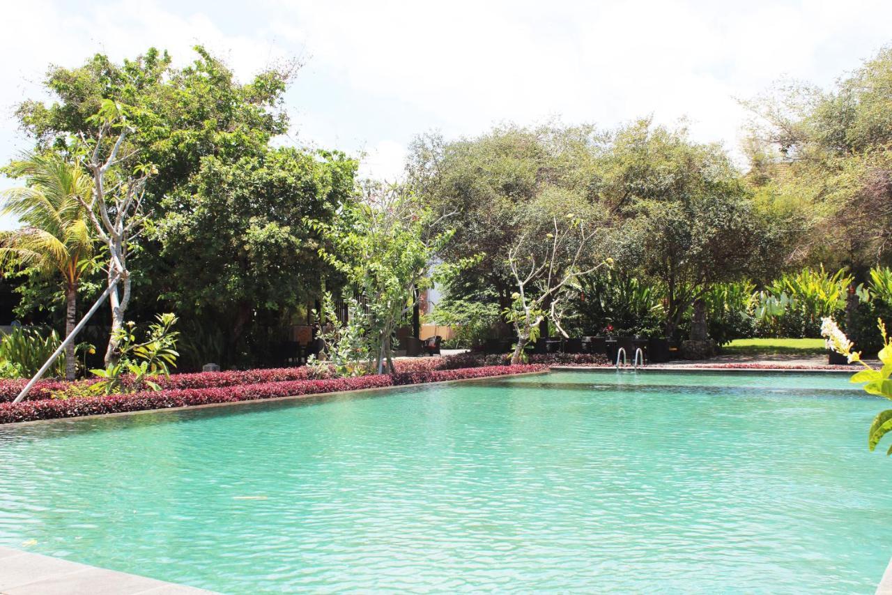Trumbu Nusa Jimbaran  Exterior photo